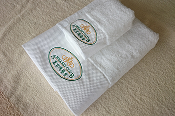 100% Cotton custom white emboridery hotel face towel and hand towel manufacture